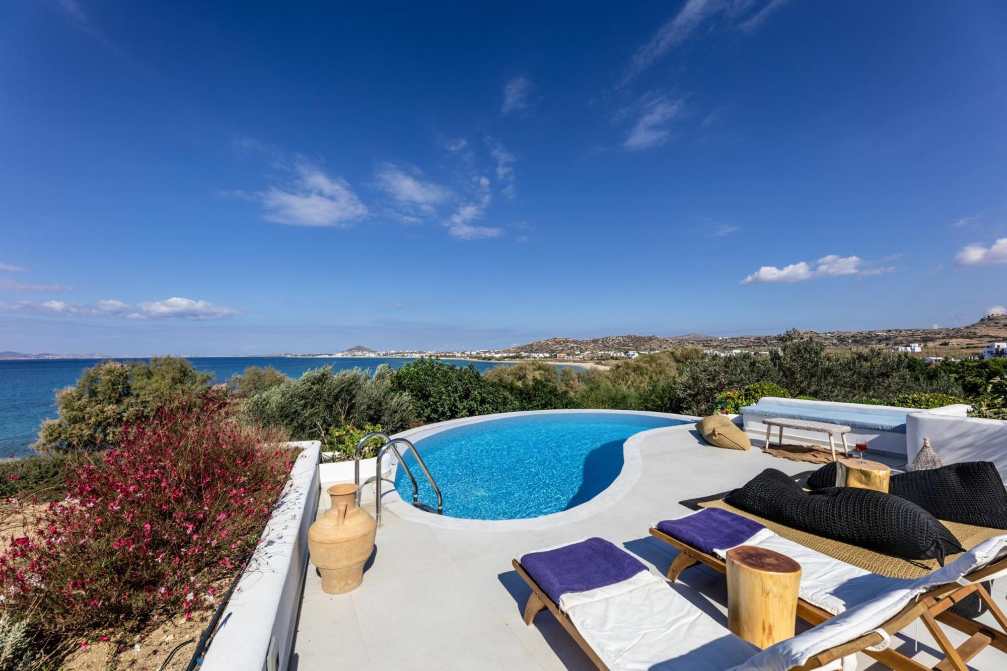 Villa Paradise In Naxos Plaka  Room photo