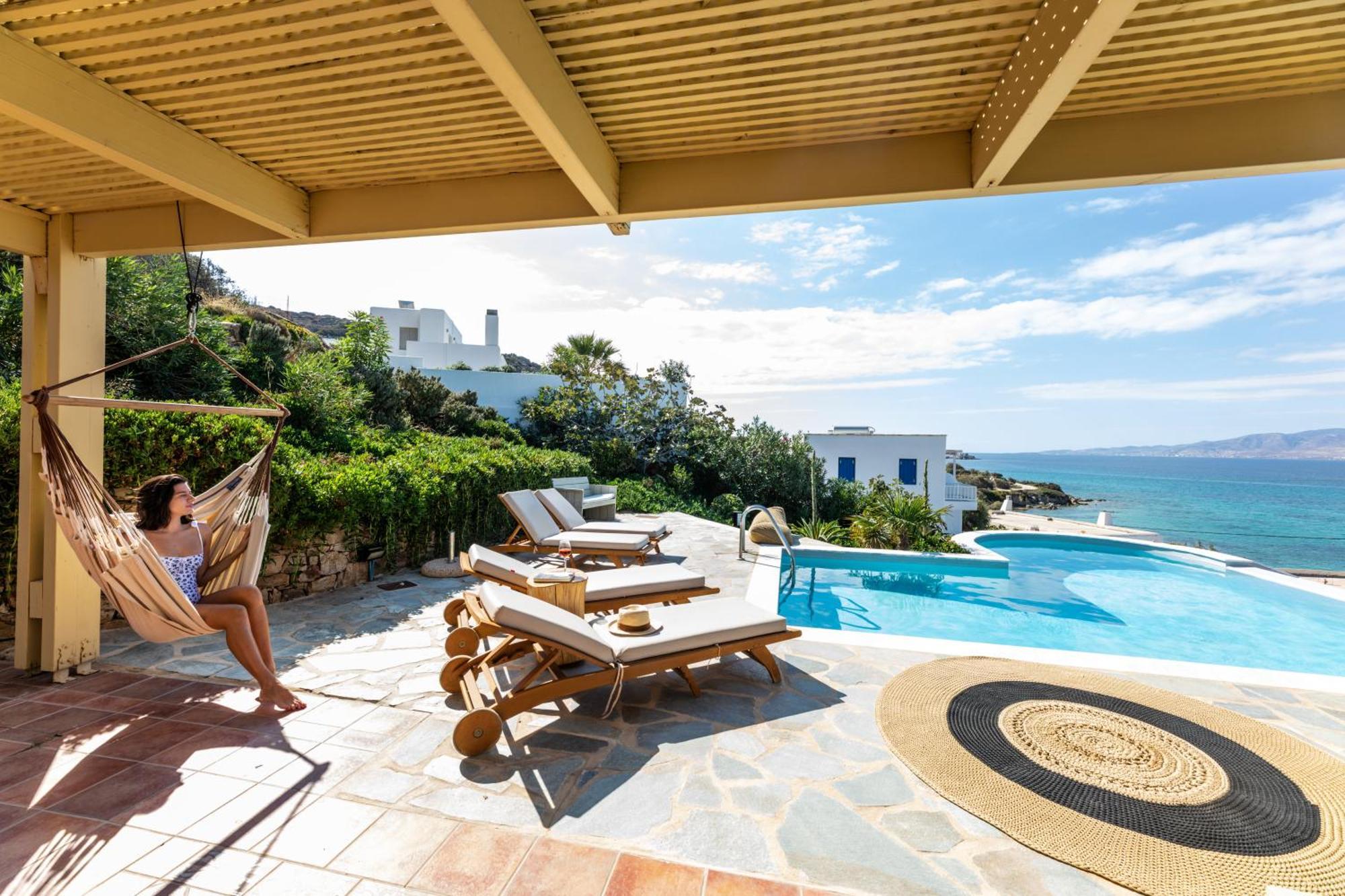 Villa Paradise In Naxos Plaka  Room photo
